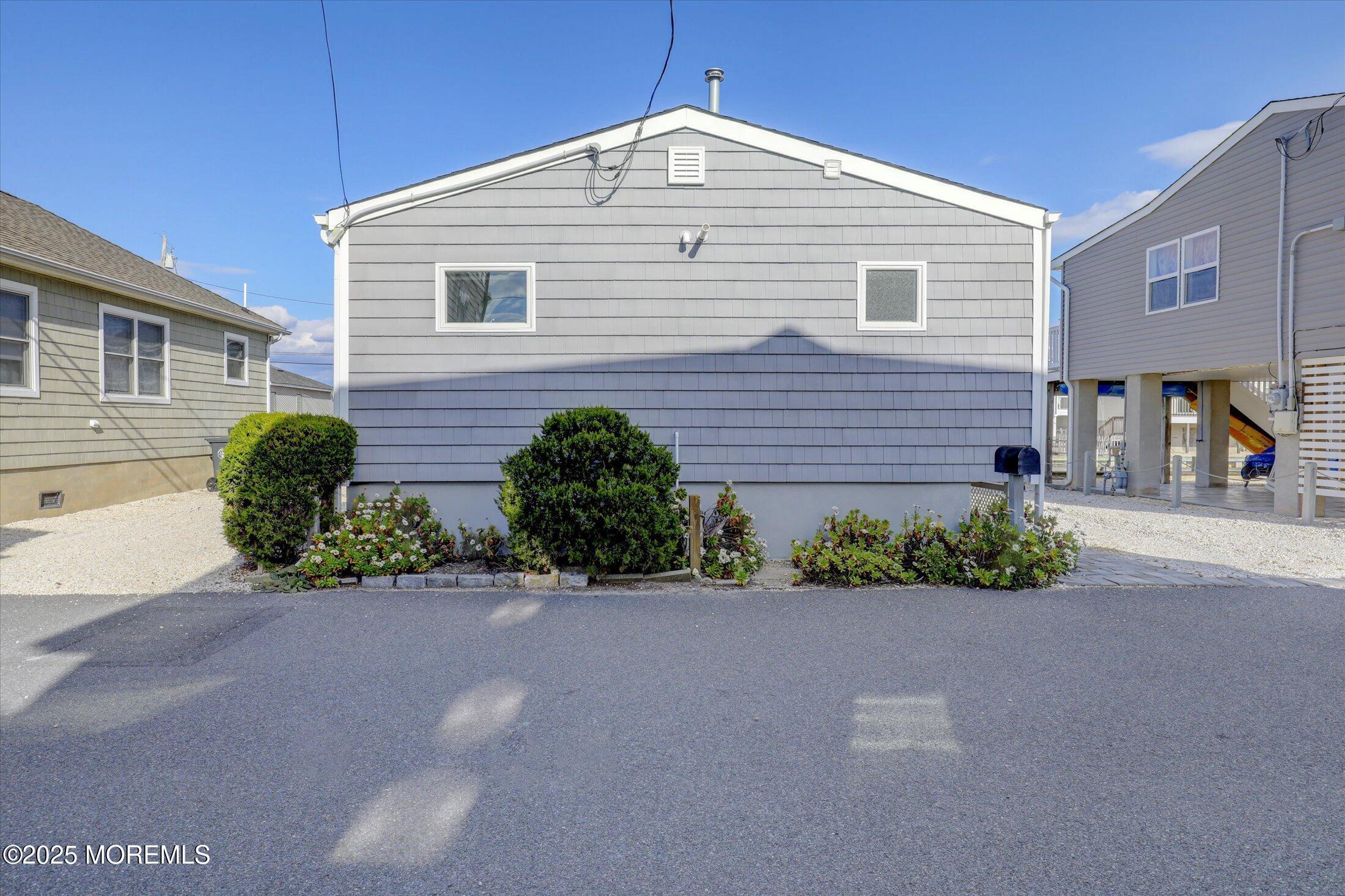 Image 4: 9AB6BCA2-D999-45AF-A13F-1A6527802E8B