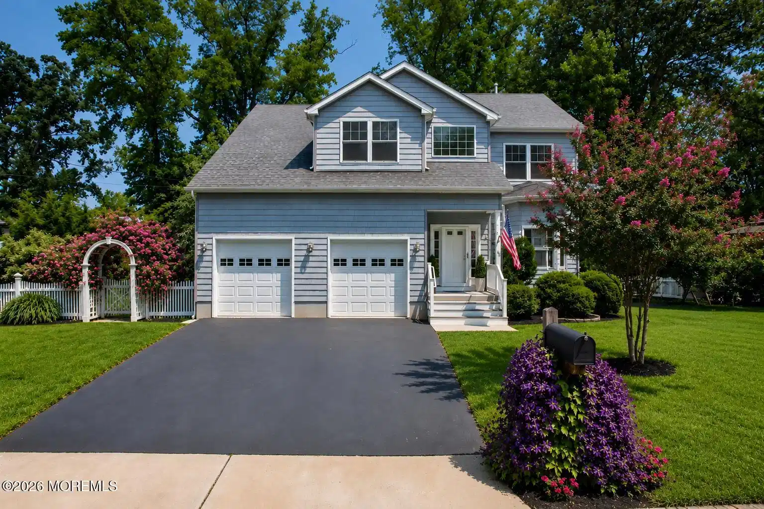 Image 1: front of house powell