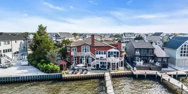 Image 3: DJI_20260801085535_0048_D-1