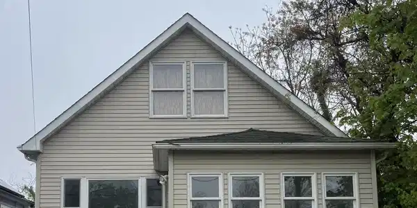 427 Hoyt Street