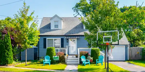 28 Poplar Avenue