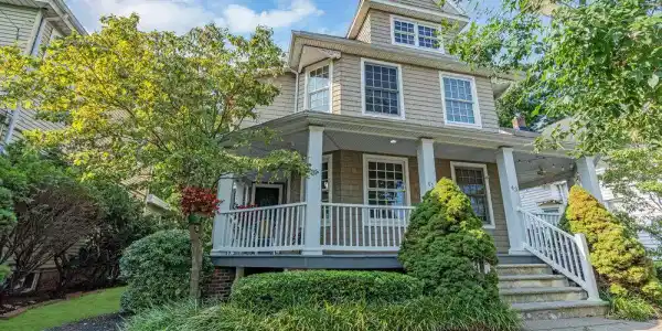 41 Peters Place