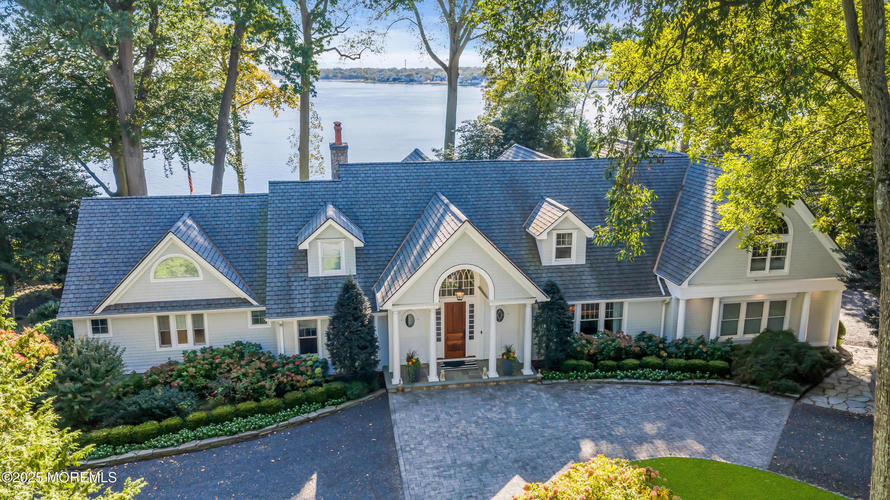 Image 1: Welcome to 942 Navesink River Road