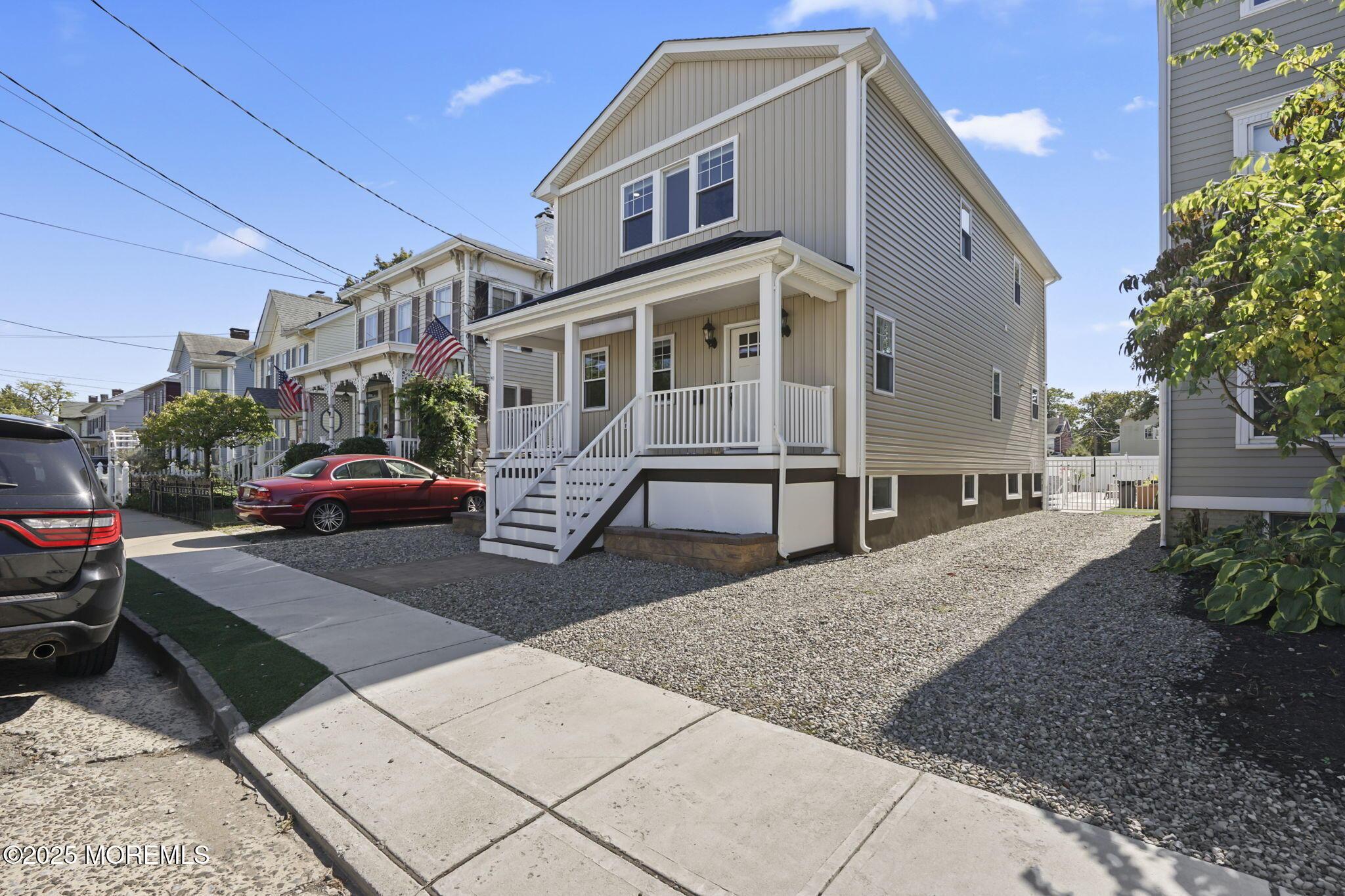 Image 3: 2-web-or-mls-DSC08814