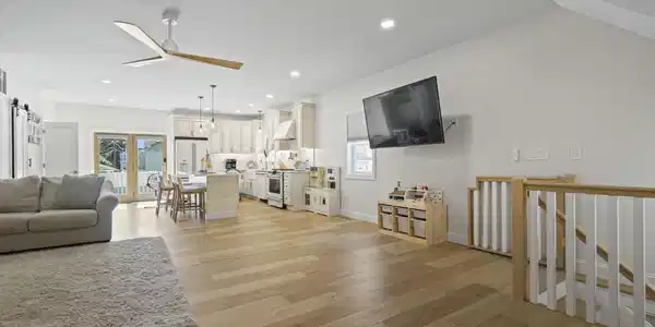 Image 4: 6-web-or-mls-DSC08794