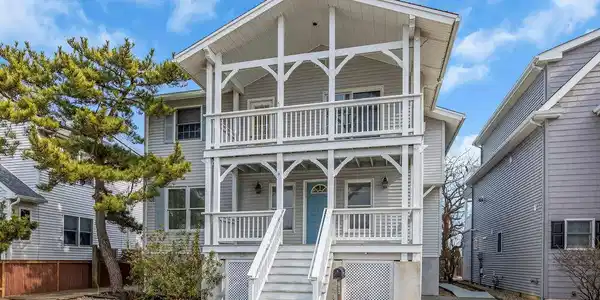 1806 Surf Avenue