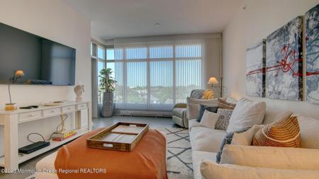 15 Morris Avenue Unit 424