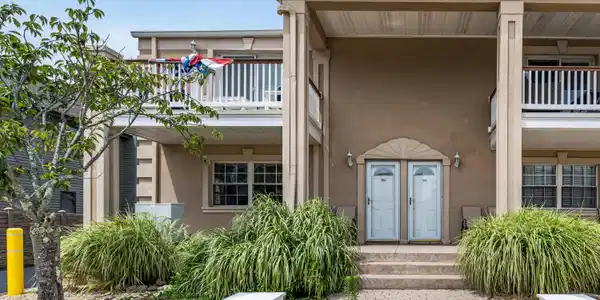 101 New Jersey Avenue Unit 8G