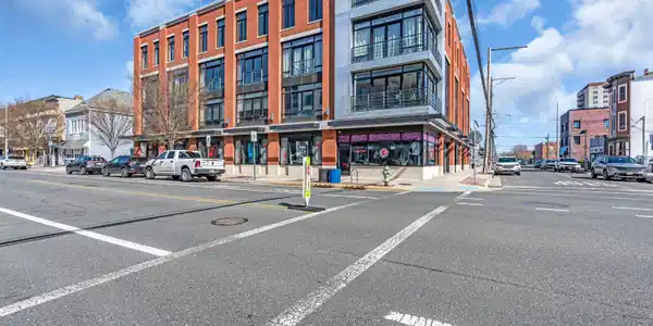 707 Bangs Avenue Unit 401