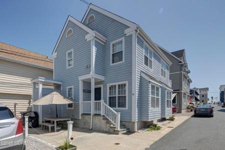 18 Coronado Road