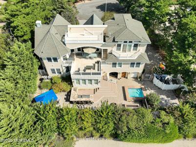 420 Nelson Avenue