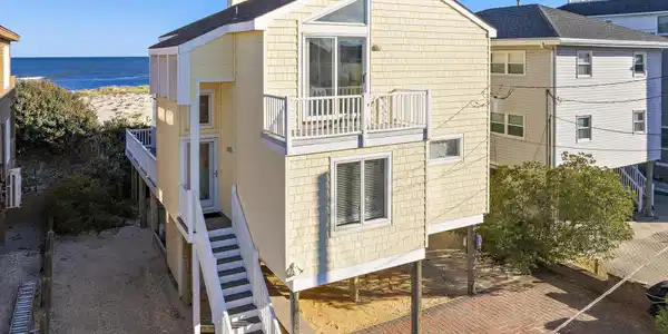 214 E 29th Street