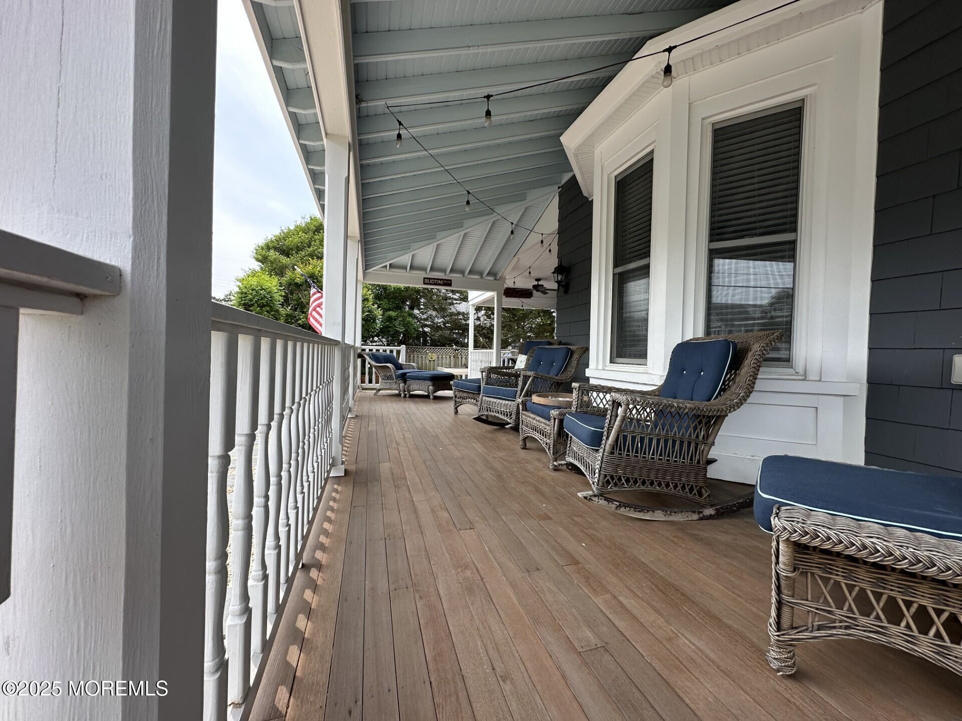 Image 3: thumbnail_IMG_7802