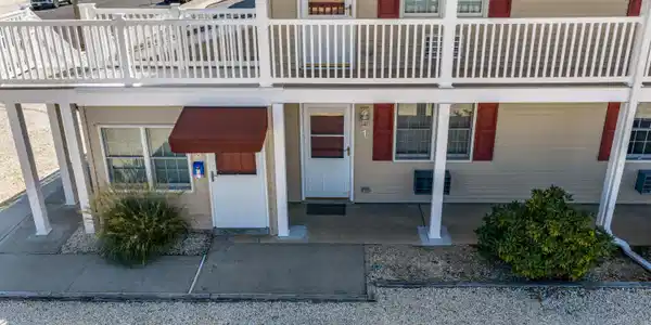 93 Grand Central Avenue Unit 1