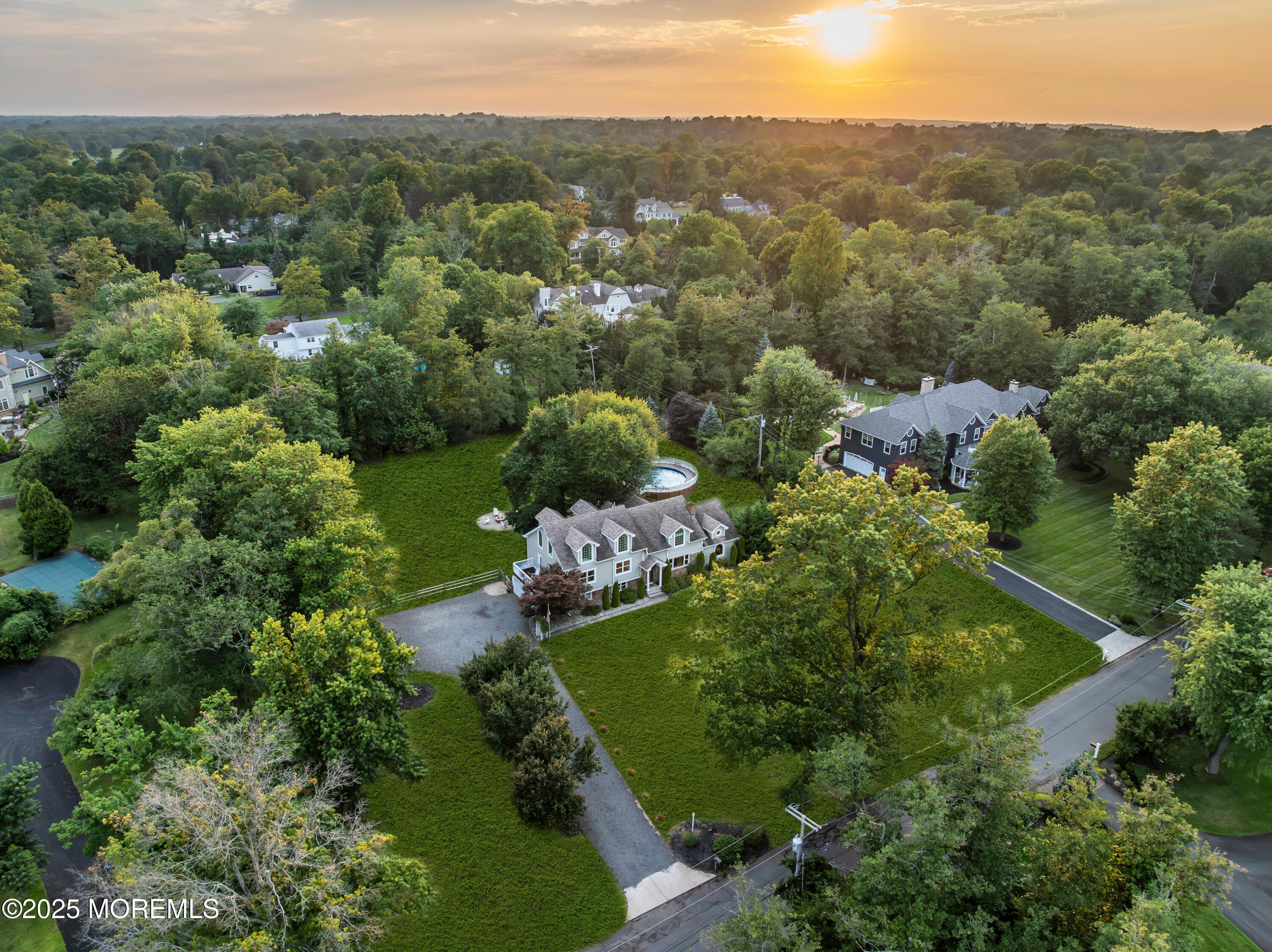 Image 1: 16 Heathcliff