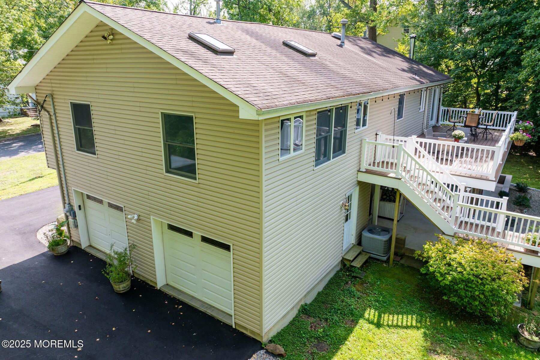 Image 3: DJI_20250909023326_0089_D