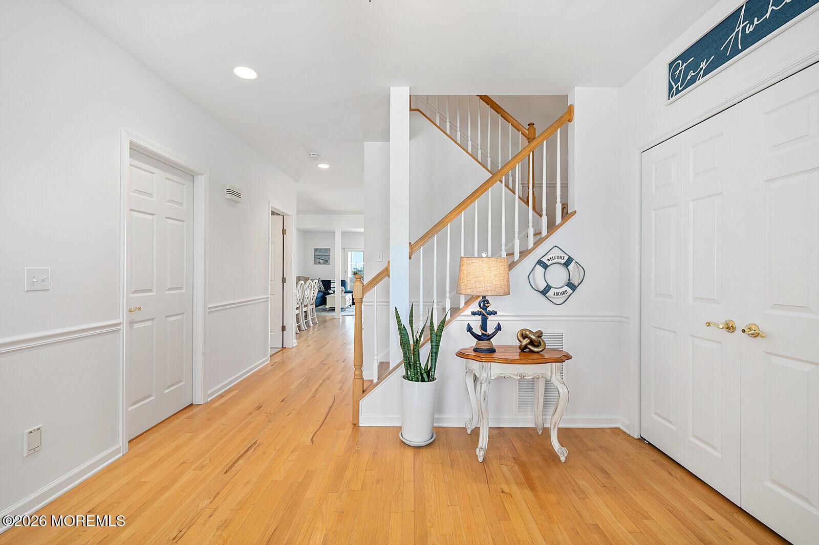 Image 4: 10_116_Sunset_Dr5_mls