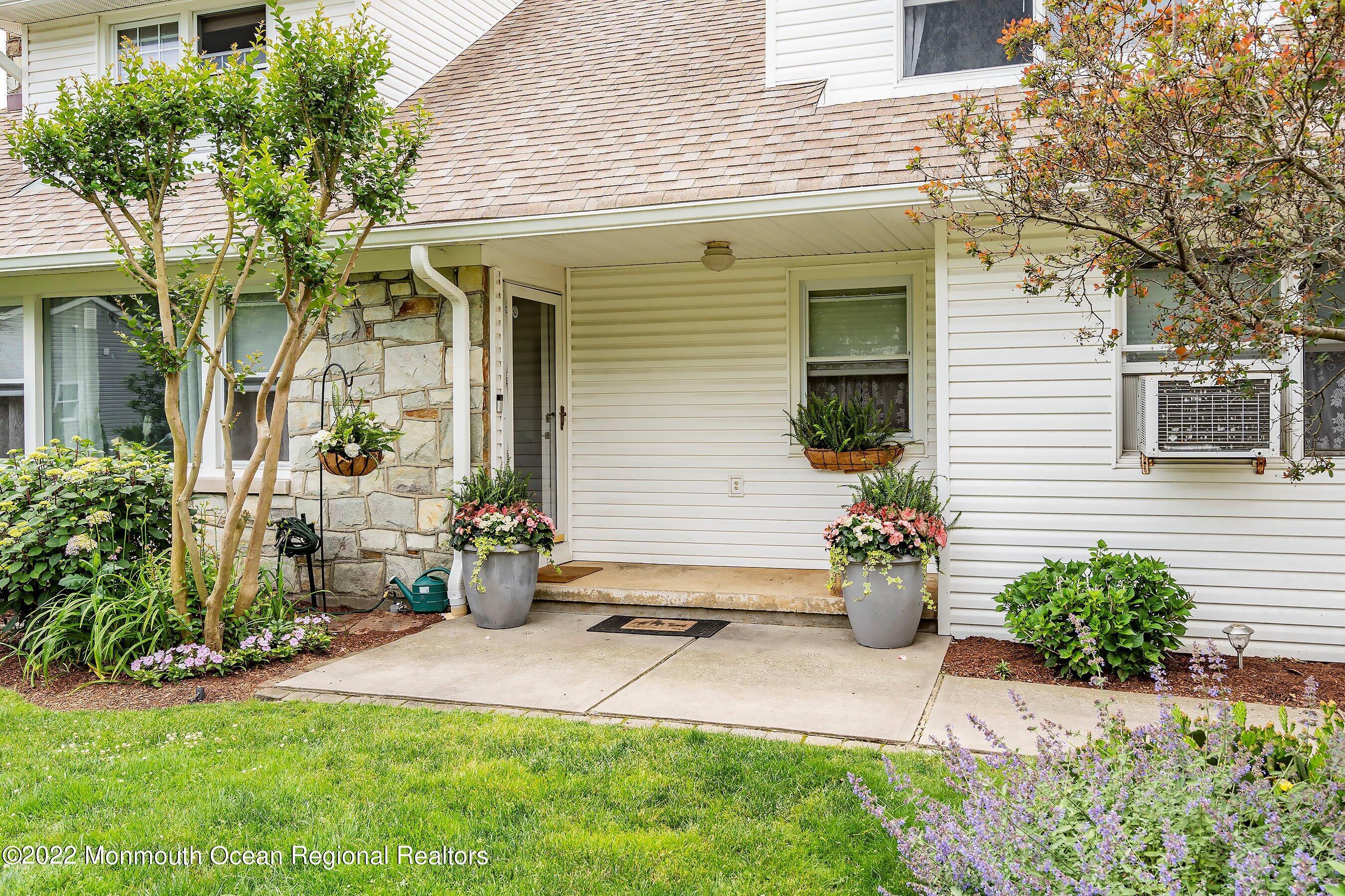 Image 3: 03-Front Entry 1