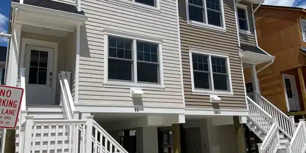 11 Cummins Street