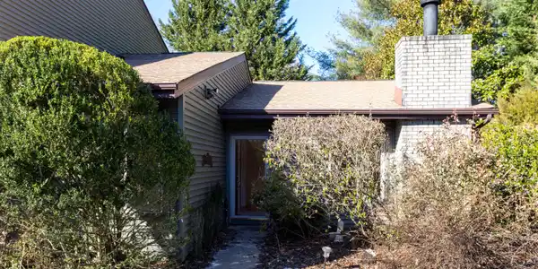 82 Berkshire Court