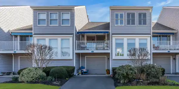 845 Arnold Avenue Unit 14