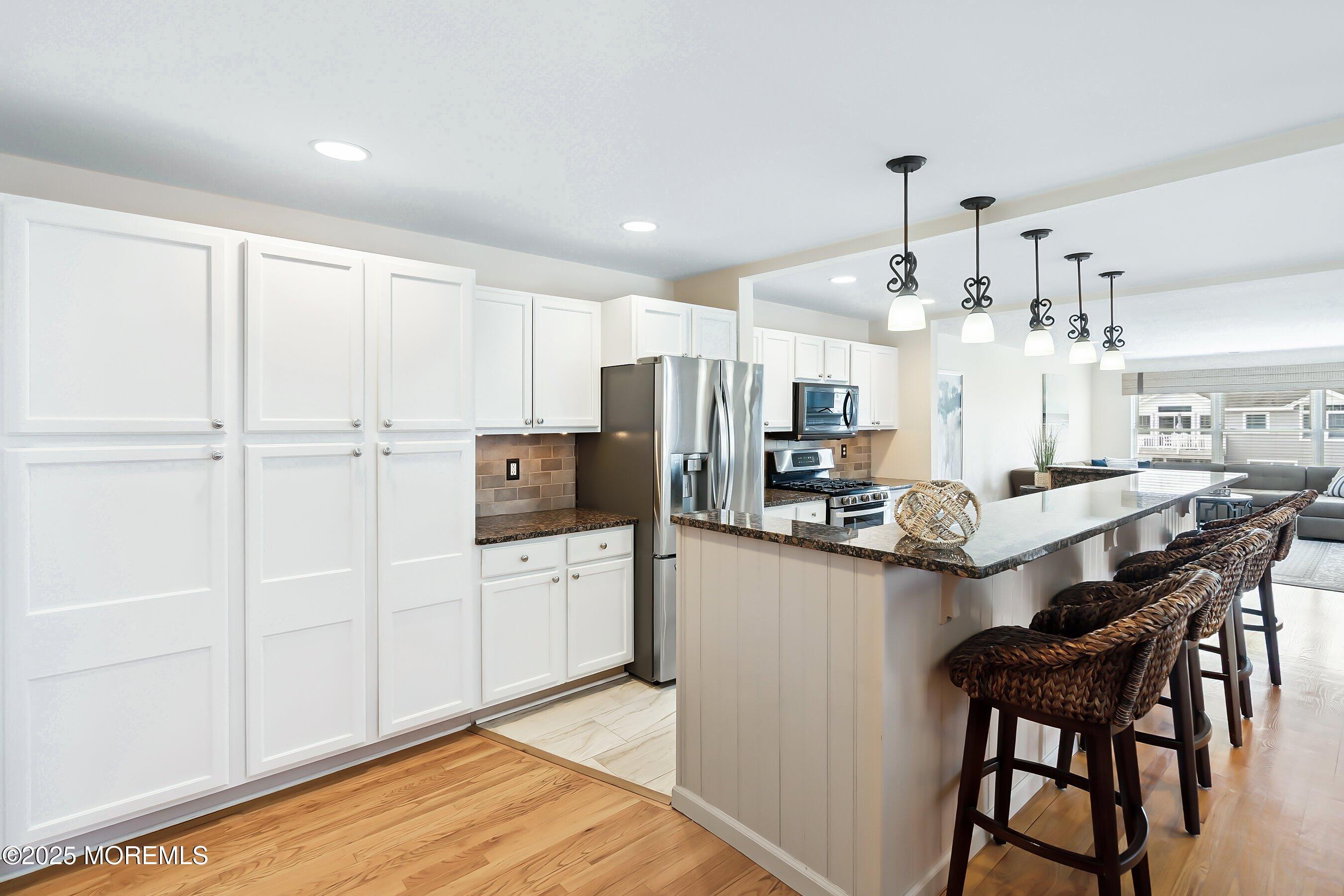 Image 4: Kitchen 1C
