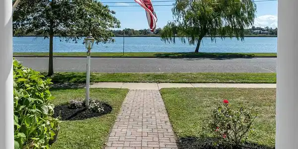 Image 3: 306 Ocean Rd Spring Lake NJ-large-002-00