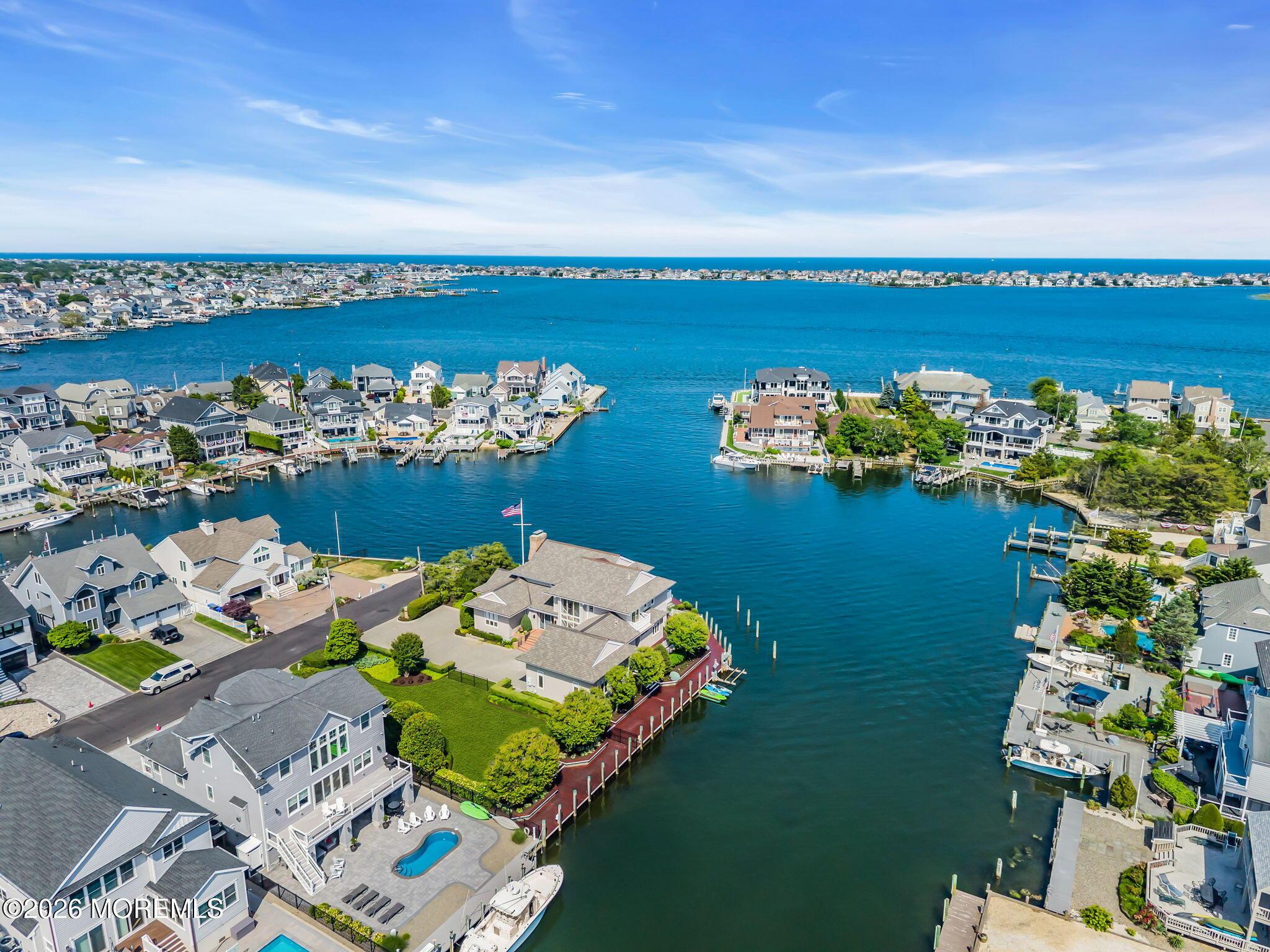 Image 3: 82-web-or-mls-DJI_20260604154206_0509_D-