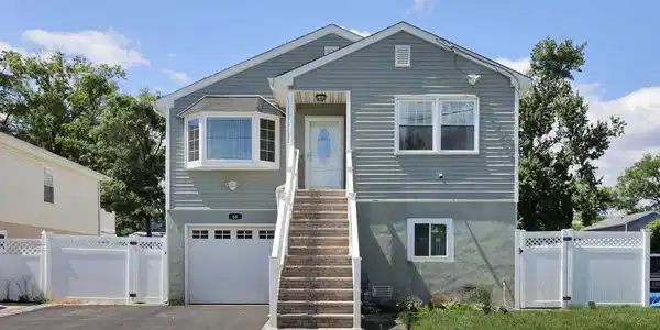 66 Woodland Avenue
