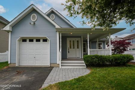 2 Lester Place