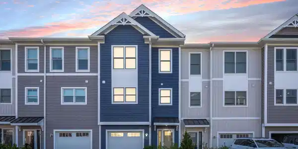 3 Raritan Cove
