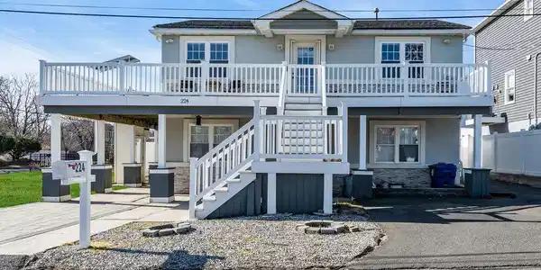 224 Johnson Place