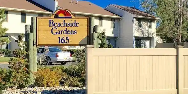 165 Shore Boulevard Unit 4