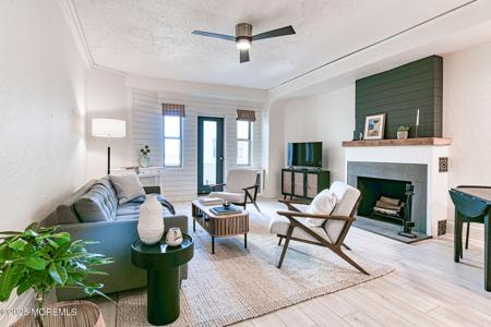 400 Deal Lake Drive Unit 6L