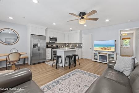 911 Beach Avenue