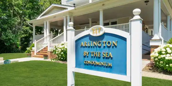 Image 2: Arlington by the Sea