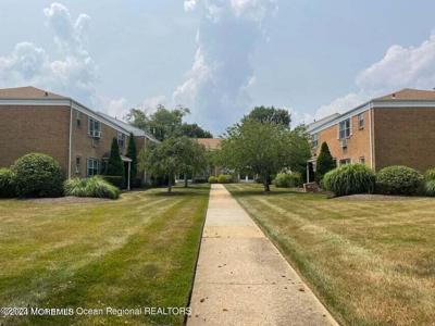 728 Greens Avenue Unit 27