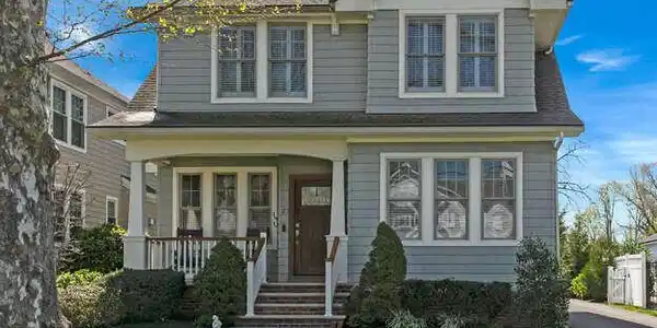 37 Poplar Avenue