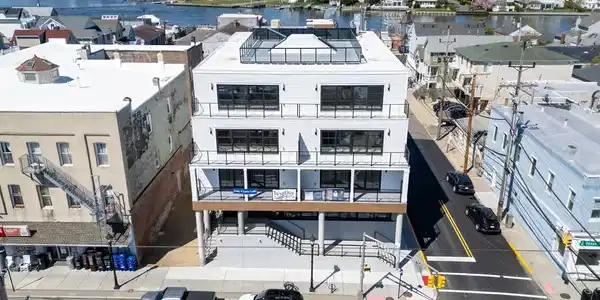 1080 Ocean Avenue Unit 402
