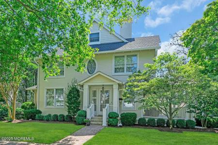 1905 Third Avenue