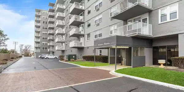 675 Ocean Avenue Unit 5F