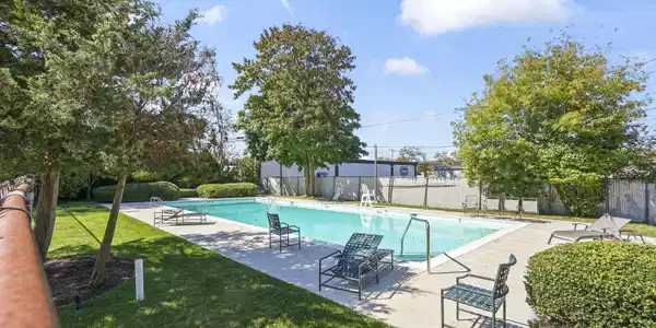 65 Cedar Avenue Unit B11
