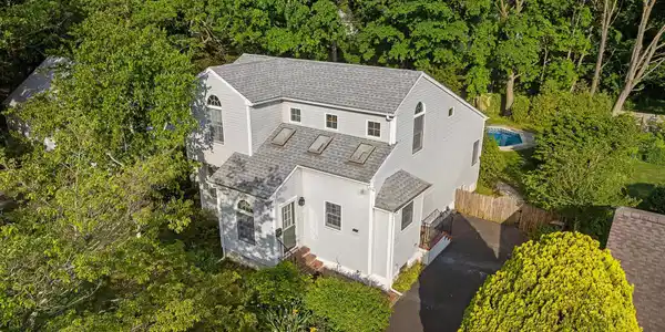 602 Homestead Road
