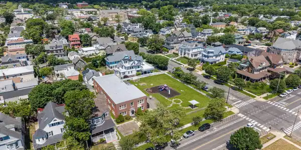 Image 2: 49-web-or-mls-DJI_20260616114308_0601_D-