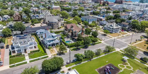 Image 3: 45-web-or-mls-DJI_20260616114010_0581_D-