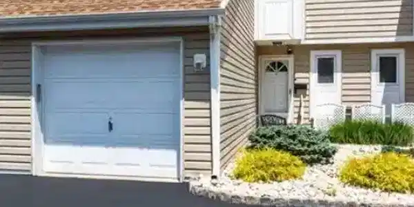 60 Cedar Avenue Unit 2