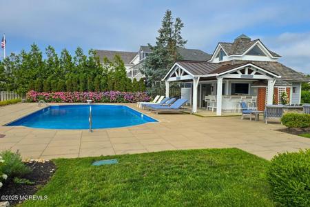 288 Dutchmans Point Road
