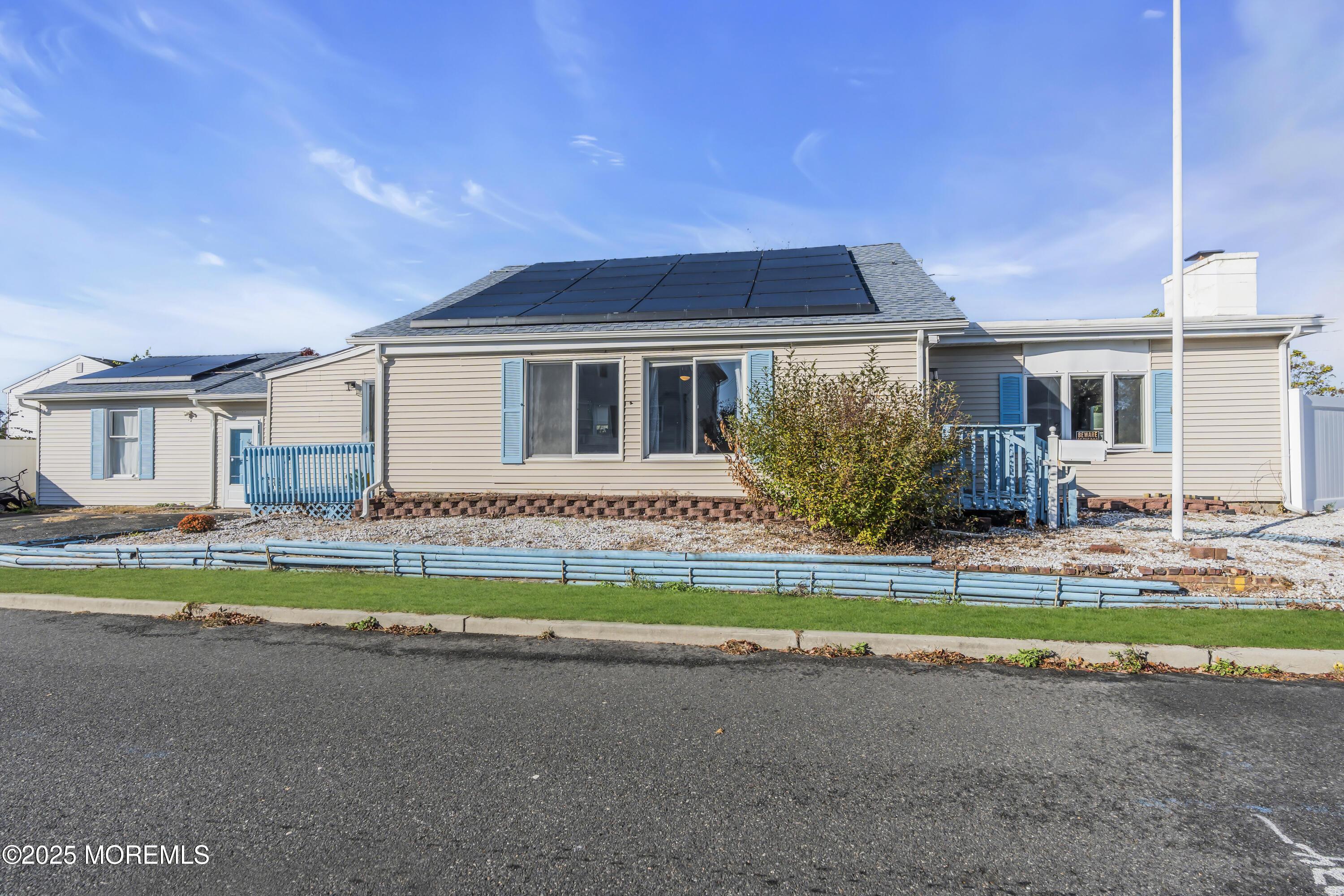 Image 1: 001_dsc06737-1b_382