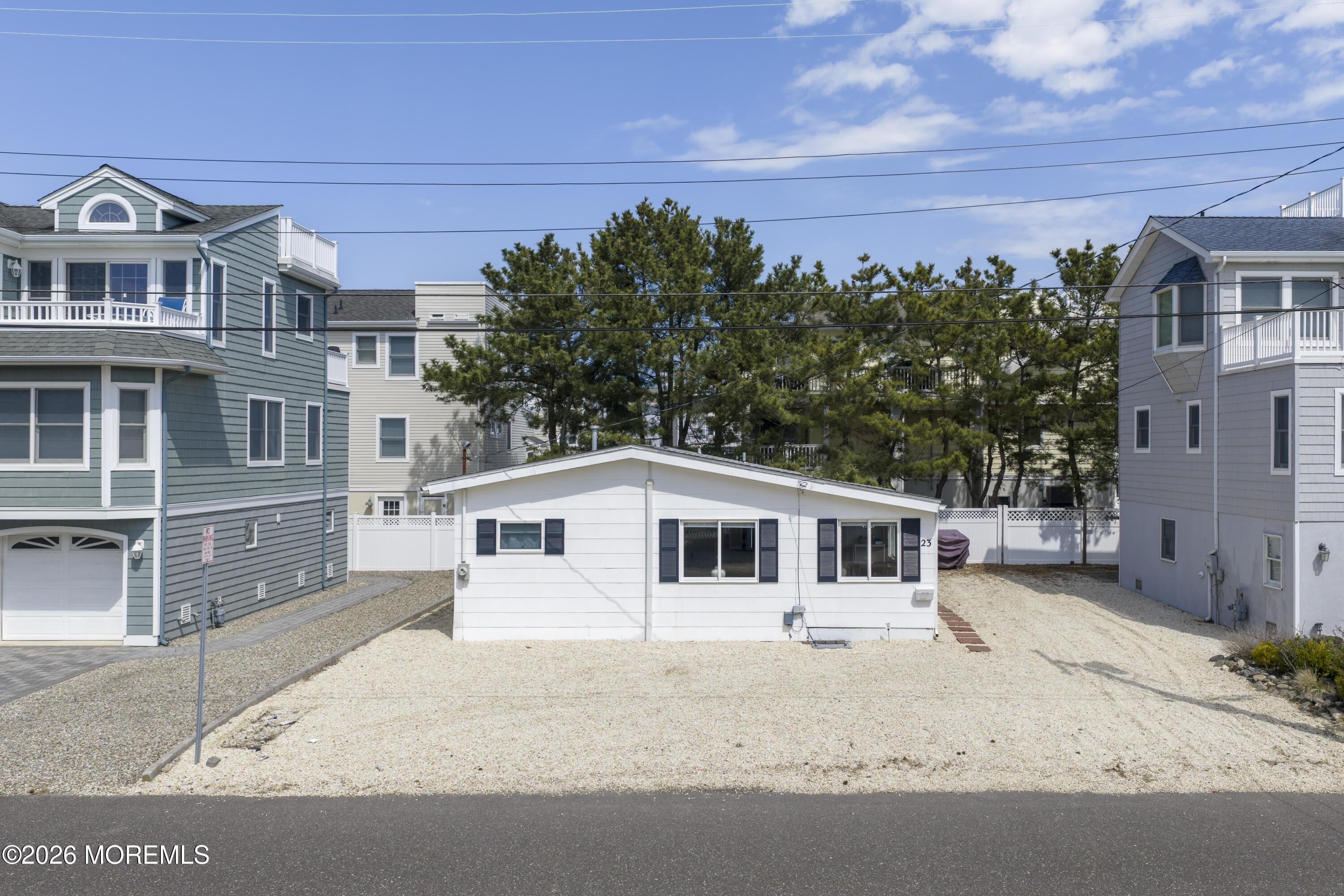 Image 4: 23_S_Tebco_Holgate (4 of 38)