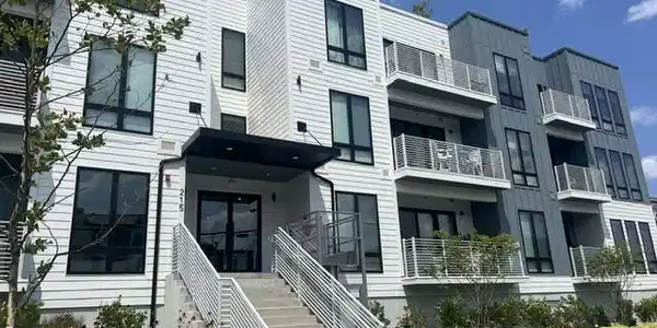 215 2nd Avenue Unit 203